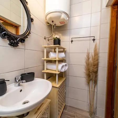 Rezidencija Galileja Hébergement de vacances Mundanije