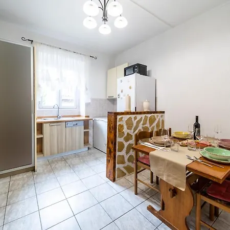 Rezidencija Galileja Mundanije