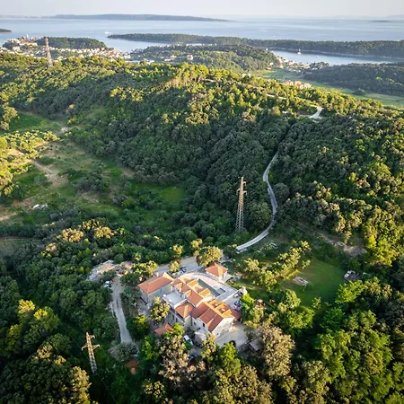 Rezidencija Galileja 度假居 *