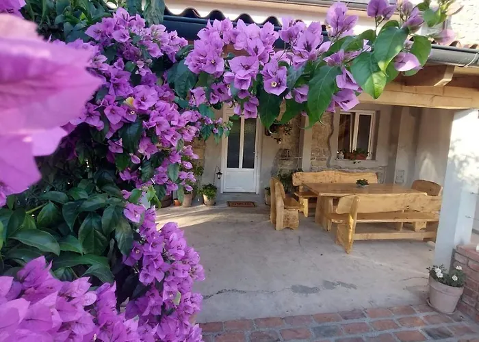 Rezidencija Galileja Casa de Férias *