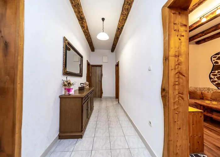 Casa de Férias Rezidencija Galileja *